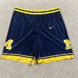 Rare 90's NCAA Michigan Nike Team Basketball‎ Shorts